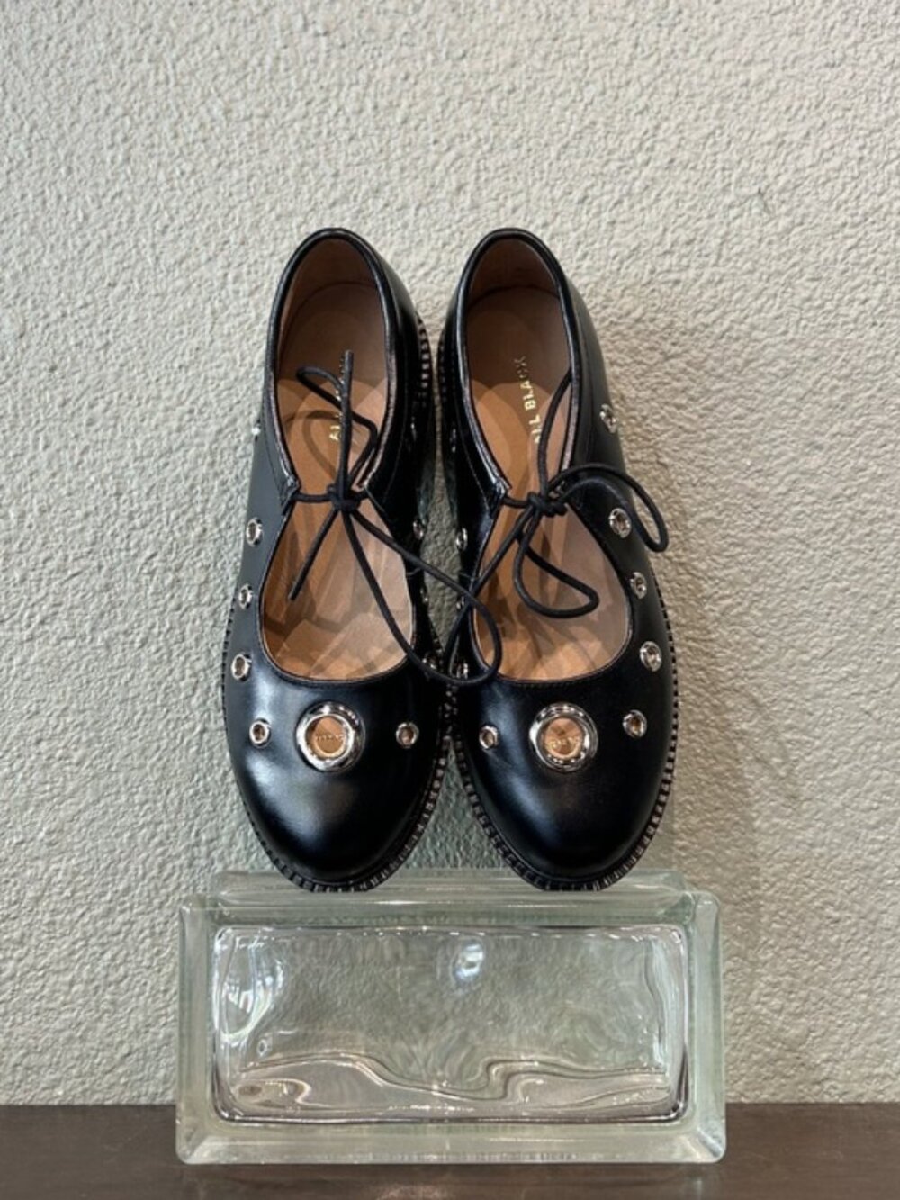 All Black Miss Reinforcer